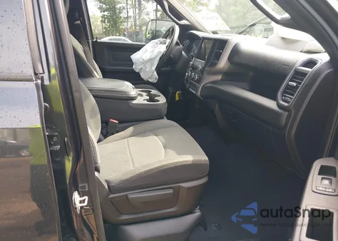 2021 Ram 2500 Tradesman 4X4 6'4 Box z USA, uszkodzony, nr VIN 3C6UR5CJ3MG697813